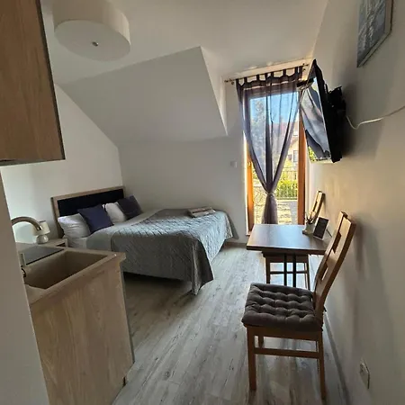 Na Mieczowej 2f Homestay *