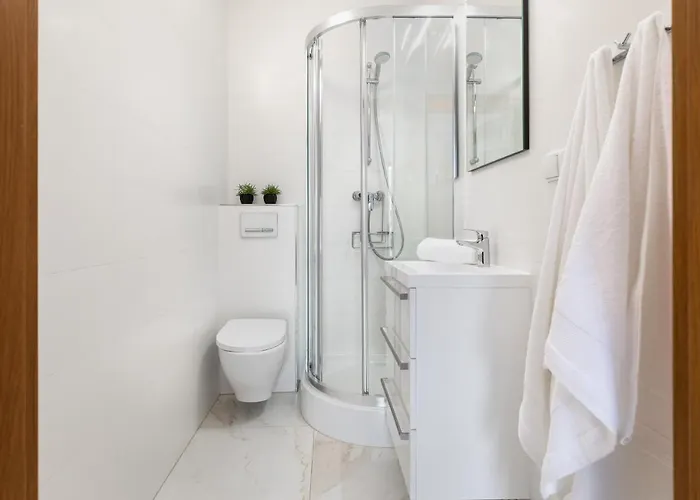 Na Mieczowej 2f * 斯维诺乌伊希切